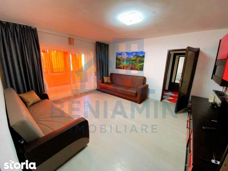 Apartament cu 2 camere semidecomandat în Rovine