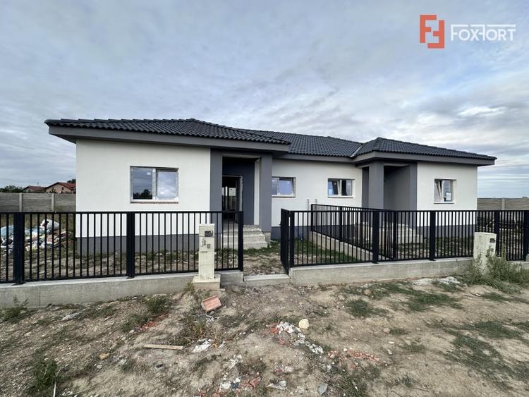 Duplex cu 3 camere cu Canalizare în Moșnița Nouă