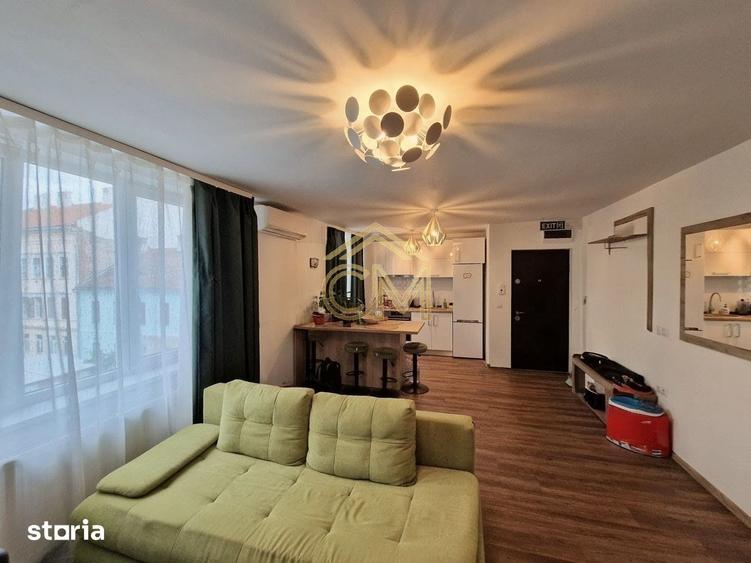 Apartament cu 3 camere, mobilat în Central