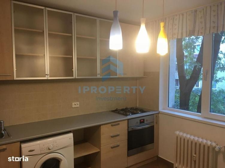 Apartament cu 4 camere în Costin Georgian