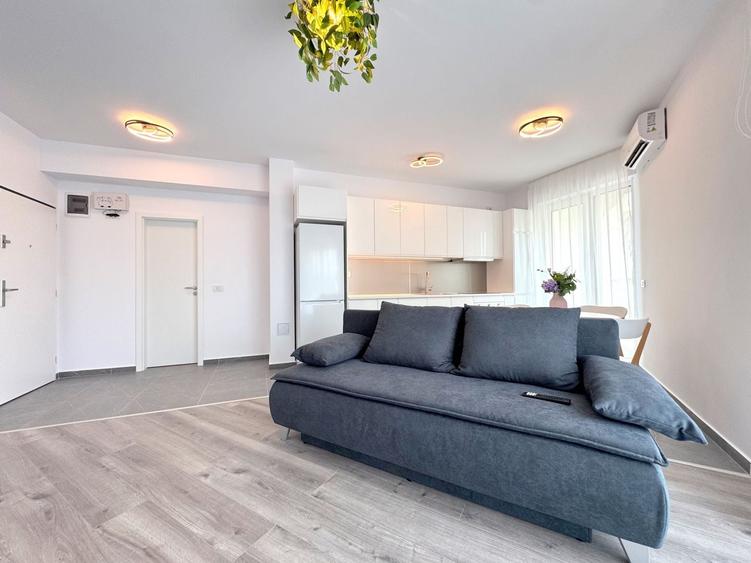 Apartament cu 2 camere, mobilat în Central
