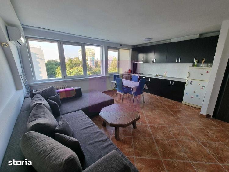 Apartament cu 2 camere în Centrul Civic