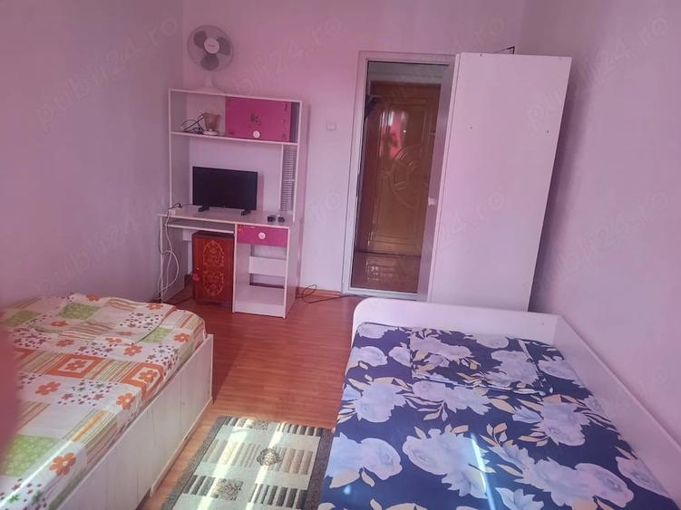 Vand apartament 3 camere Mangalia - 2