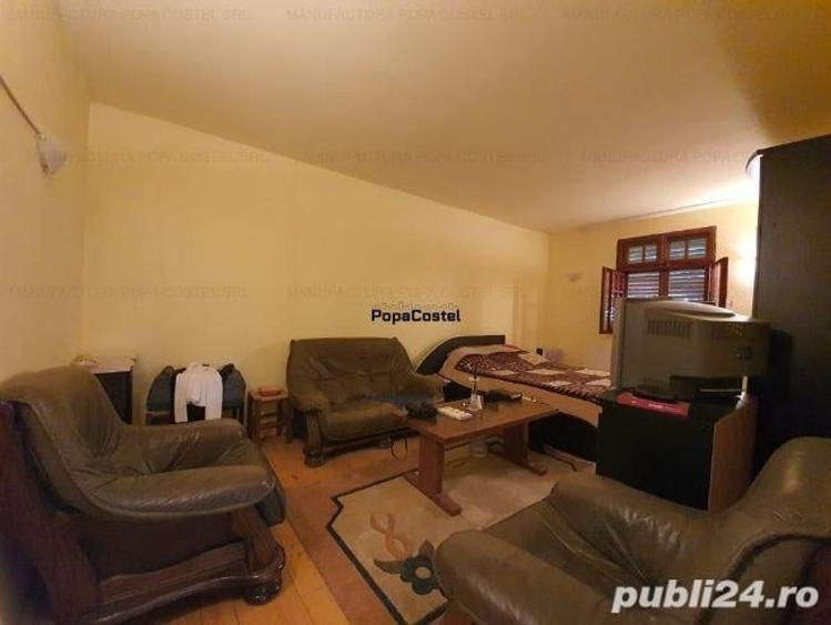 Casă cu 3 camere cu Teren 8000 Mp în Podenii Vechi