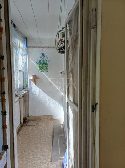 Apartament cu 2 camere decomandat în Crângași