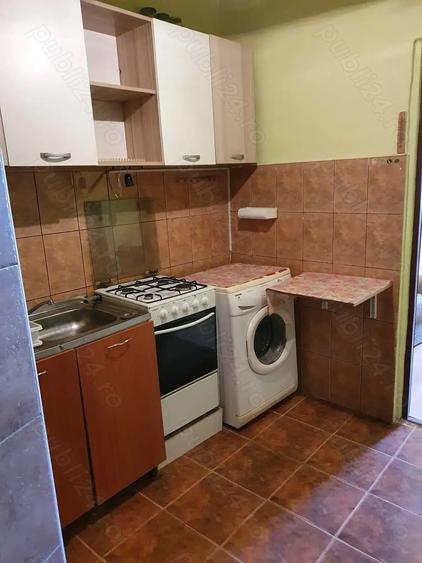 Garsonieră decomandată în Blașcovici