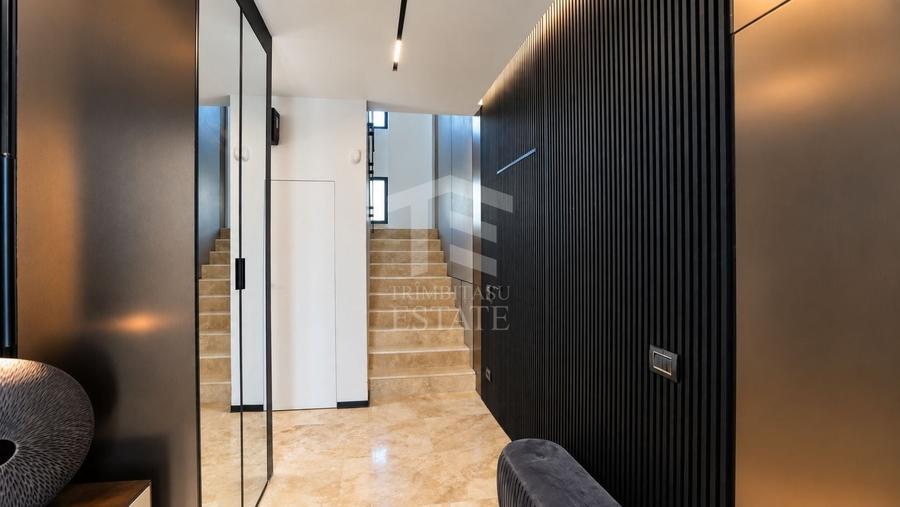 Duplex cu 4 camere cu Piscina în Kamsas