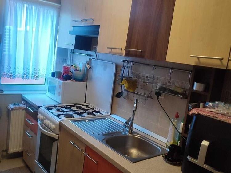 Apartament cu 2 camere decomandat în Exterior Vest