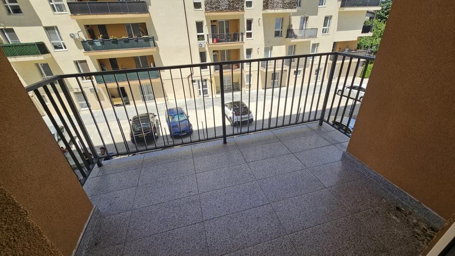 Garsonieră decomandată în Berceni