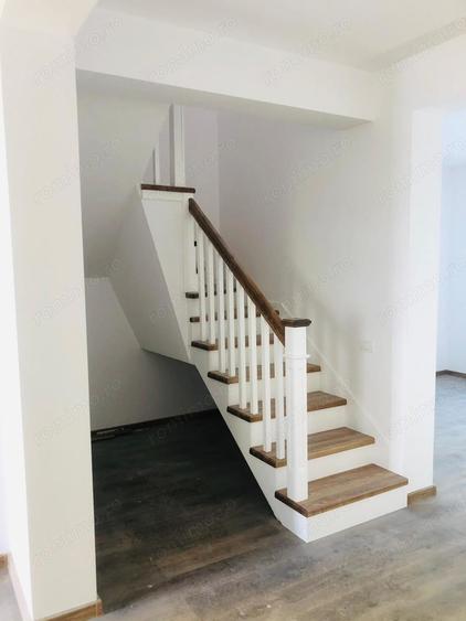 Casă cu 3 camere în Giroc
