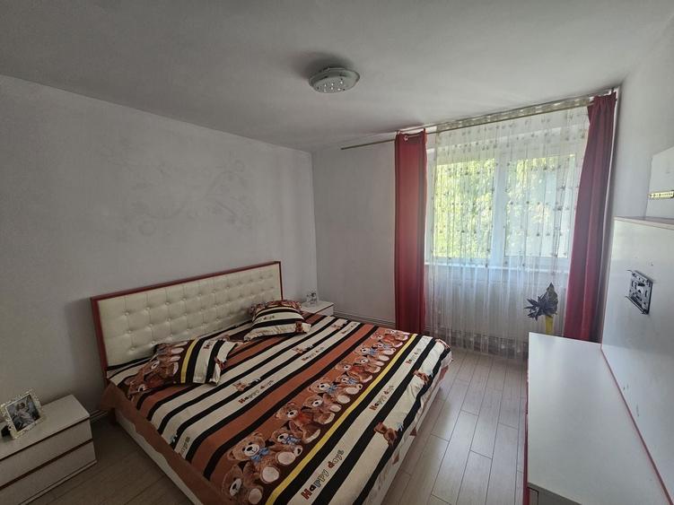 2 camere, etaj 1, stradal, vis-a-vis de Spitalul Militar - 10