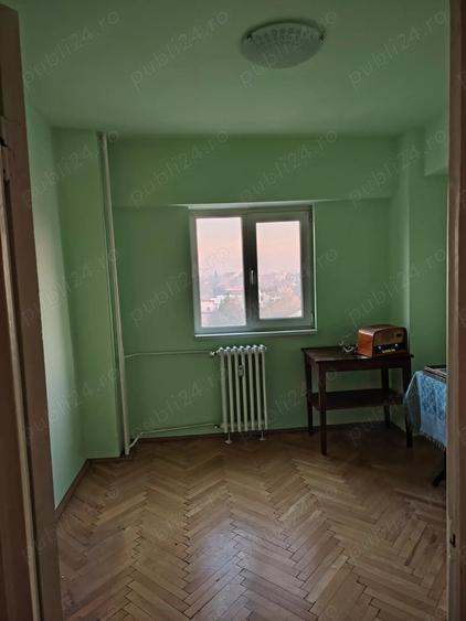 Apartament cu 3 camere decomandat în Iosefin