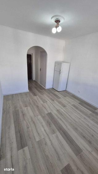 Garsonieră în Baza 3