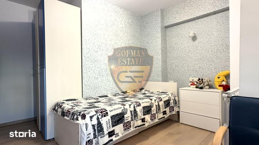 Apartament cu 4 camere decomandat în Tomis Nord