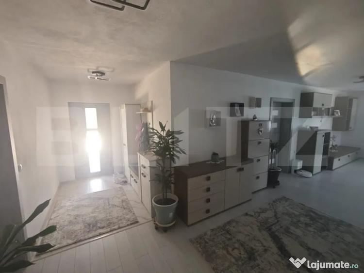 Casă cu 3 camere cu Teren 1356 Mp în Central