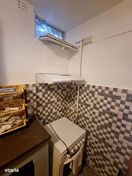 Casă cu 3 camere cu Teren 100 Mp în Tomis I