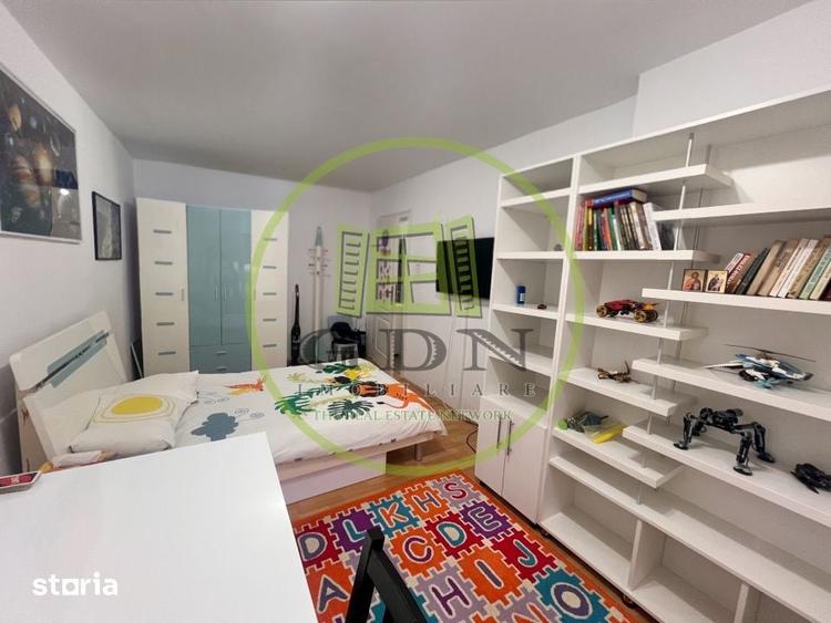 Apartament cu 3 camere decomandat, mobilat în Cornitoiu
