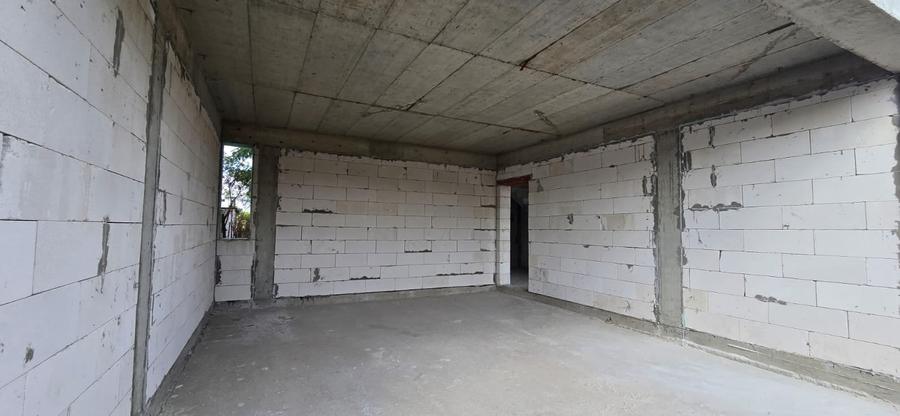 Casă individuală cu 6 camere cu Teren 450 Mp în Valu lui Traian
