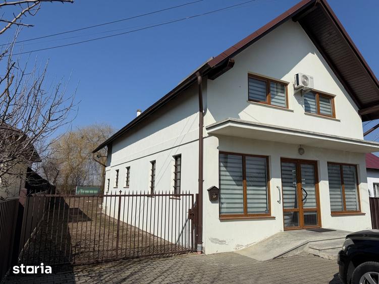 Casă cu 3 camere cu Teren 650 Mp în Central