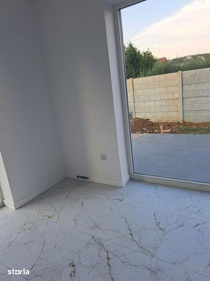 Casă cu 4 camere cu Teren 224 Mp în Oncea