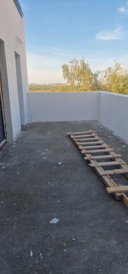 Casă cu Teren 460 Mp în Mogoșoaia
