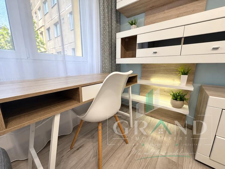 Apartament cu 2 camere decomandat, mobilat în Central