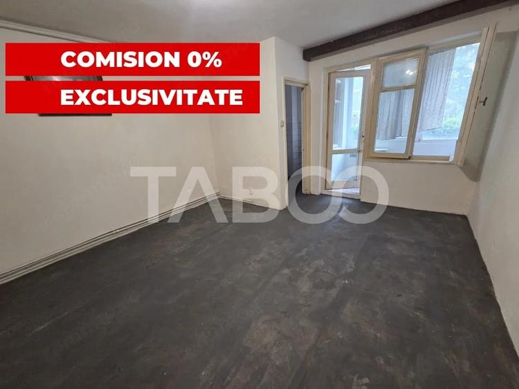 Garsonieră decomandată în Central