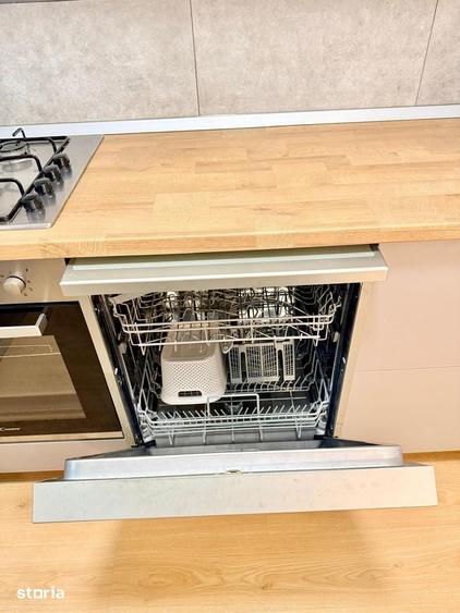 Apartament cu 4 camere decomandat în 13 Septembrie
