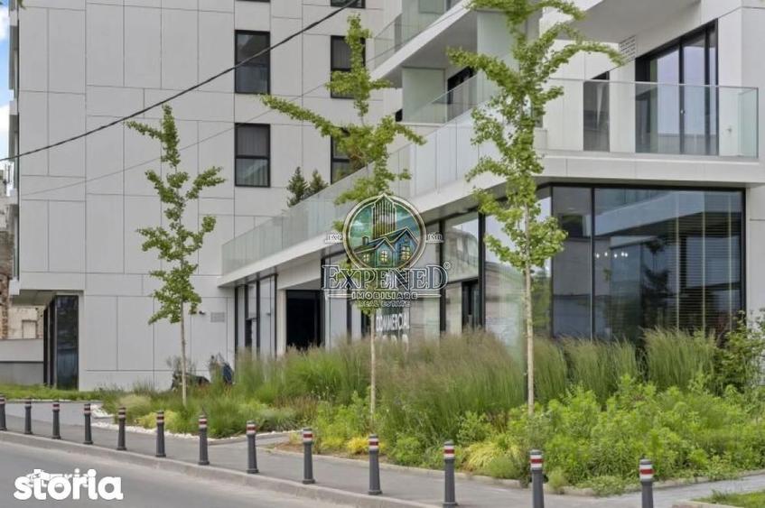 Apartament cu 2 camere semidecomandat în Văcăresti