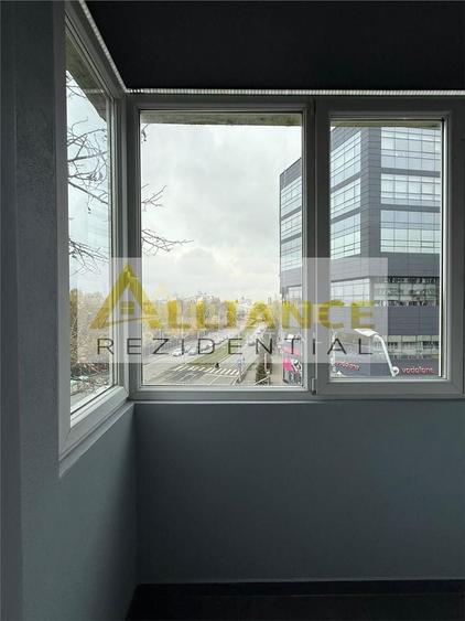 Apartament cu 2 camere decomandat în Eroii Revoluției