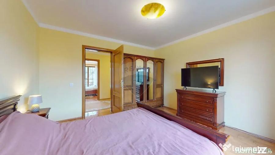 Casă cu 3 camere cu Teren 10331 Mp în Sohodol