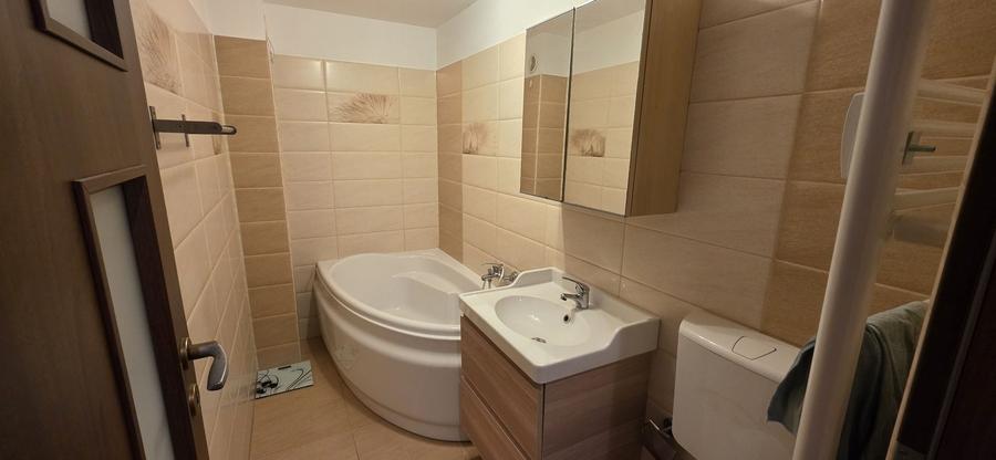 Apartament cu 2 camere decomandat în Sebastian