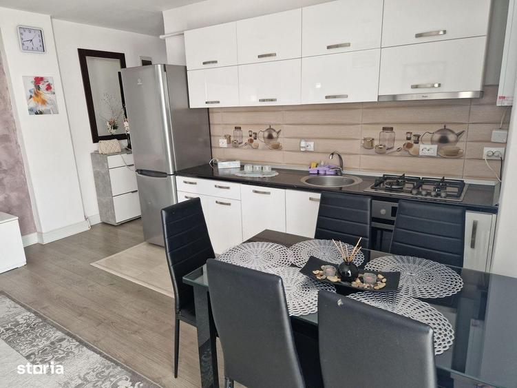 Apartament cu 3 camere, mobilat în Șelimbăr
