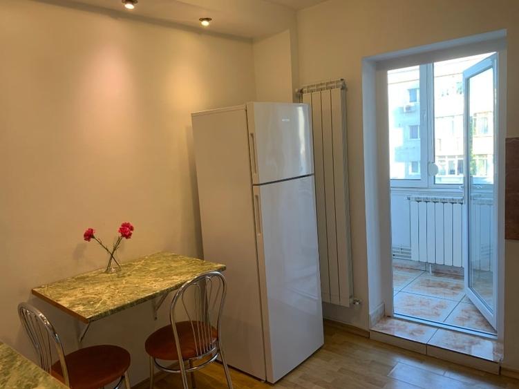 Apartament, 2 Cam, Mobilat, Centrala Gaz, Langa Metrou, Proprietar direct - 9