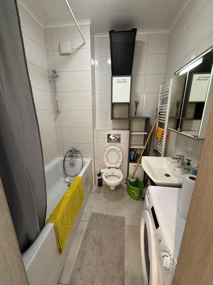 Apartament cu 3 camere decomandat, mobilat în Grozăvești