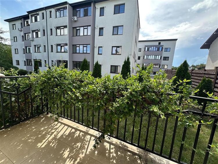 Apartament cu 3 camere decomandat în Valea Lupului