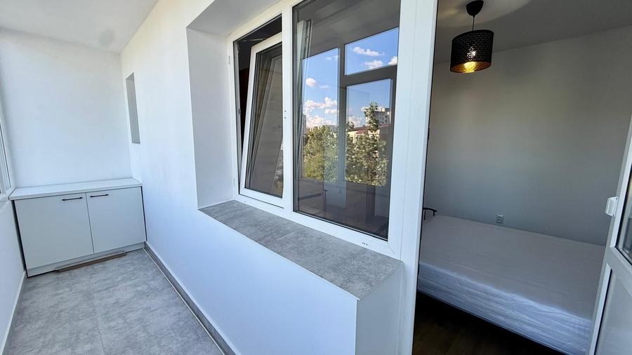 Apartament cu 2 camere decomandat în Podu Roș