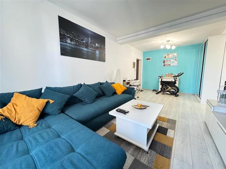 Apartament 3 camere 2 bai 2 balcoane in Selimbar - 1