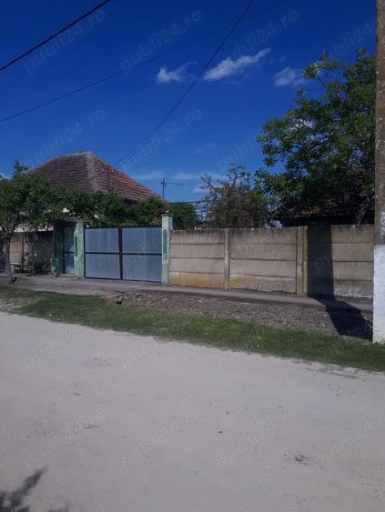 Casă cu 3 camere în Ianoșda