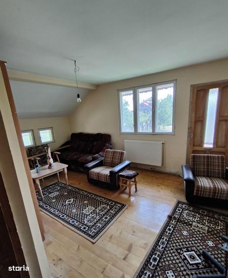 Casa de 193 mp, cu 5 camere ?i teren de 1.200 mp - 13