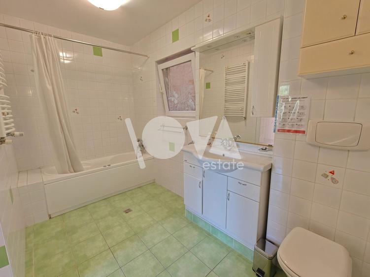 Casă individuală cu 6 camere cu Canalizare în Gara de Nord