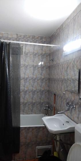 Vand apartament cu 2 camere, semidecomandat, situat in zona Centrala a orasului Ploiesti - 4