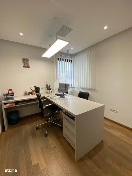 Spațiu comercial, de 219 mp, în Șelimbăr