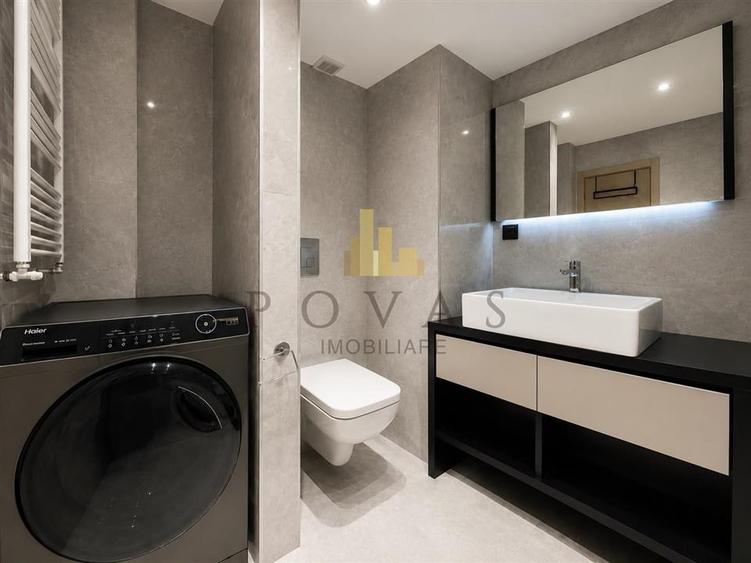 Apartament cu 3 camere semidecomandat, mobilat în Vitan