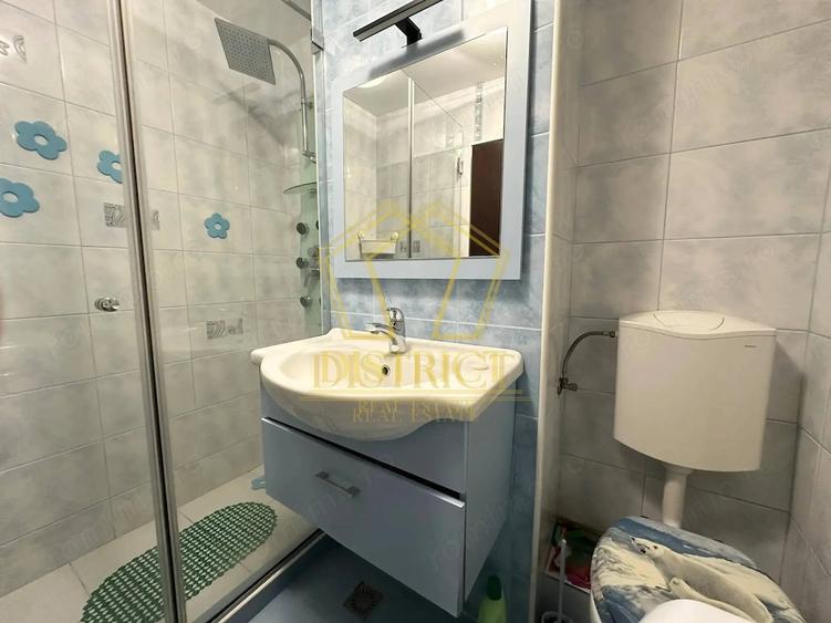 Apartament cu 2 camere semidecomandat în Complex Studențesc