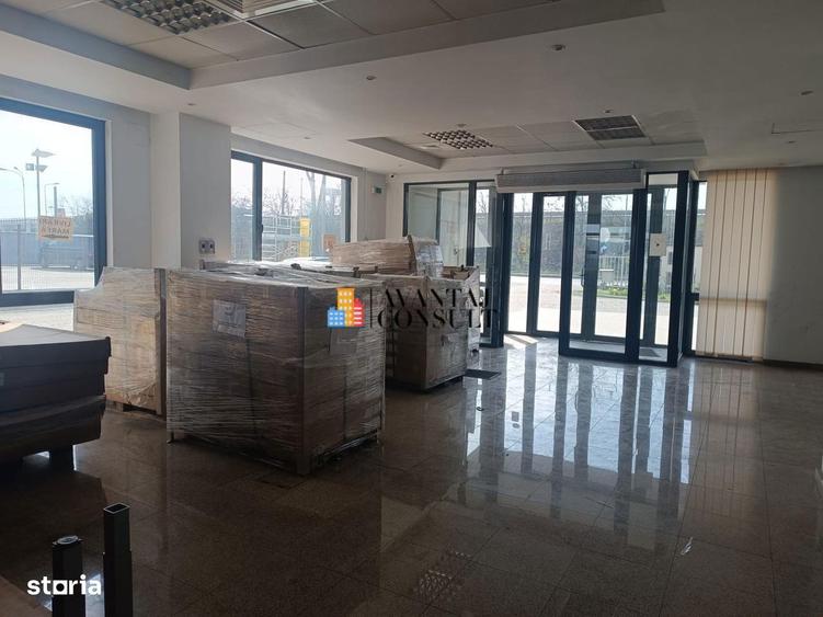 Spațiu comercial, de 2,500 mp, în Militari