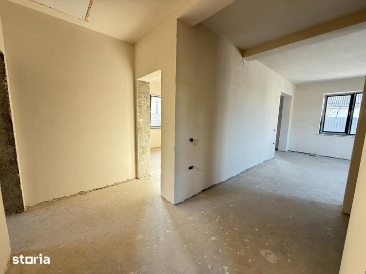 Casă cu 4 camere cu Teren 600 Mp în Central
