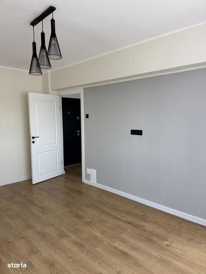 Apartament cu 2 camere decomandat în Central — fotografia 1