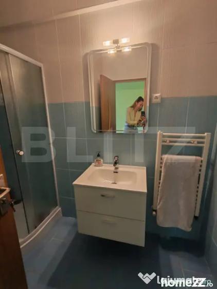 Apartament cu 3 camere decomandat în Independenței