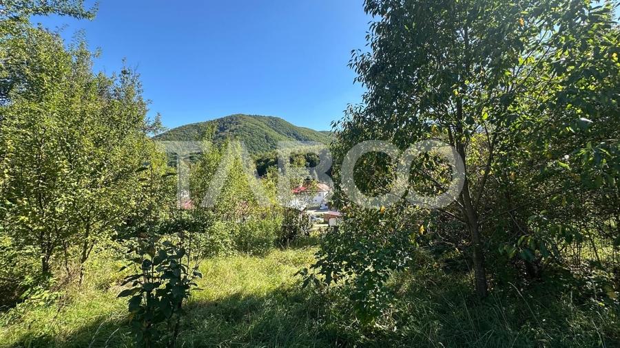 Casă individuală cu 4 camere cu Canalizare în Cisnădioara